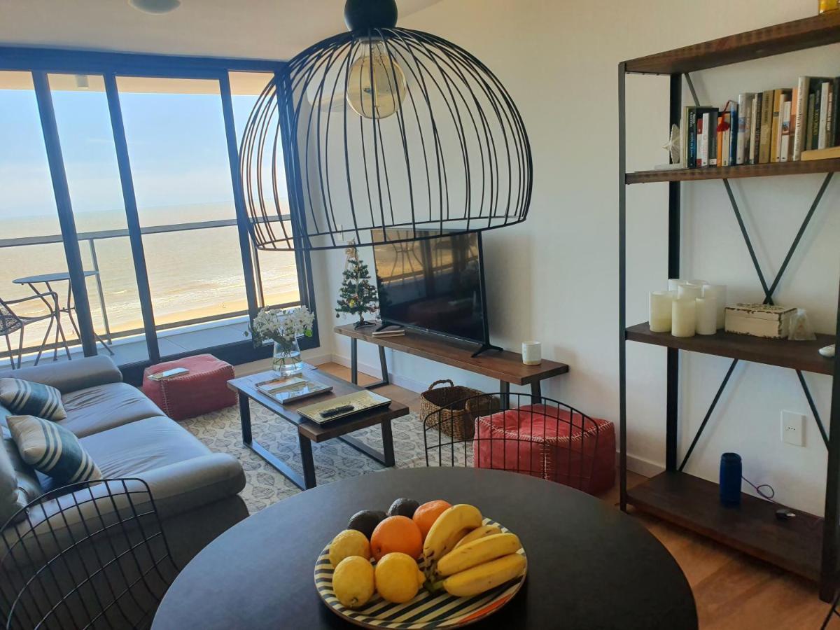 Modern Apartment First Line Beach Montevideo Uy Eksteriør bilde